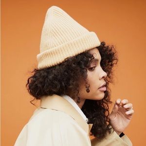 Val Des Monts Climate Beneficial Beanie